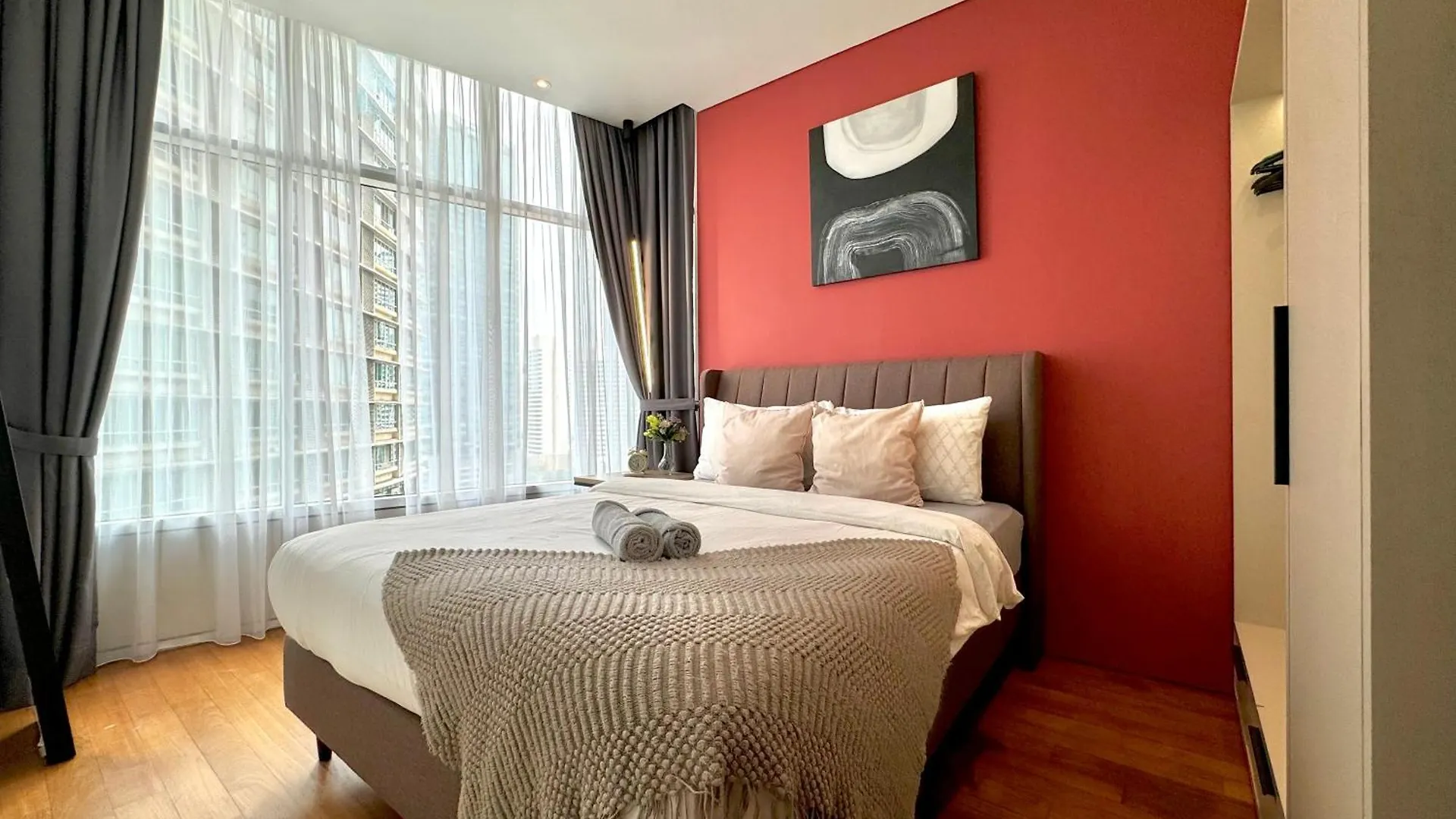 Sky Suites Lovely 3Br Suite At Klcc Kuala Lumpur